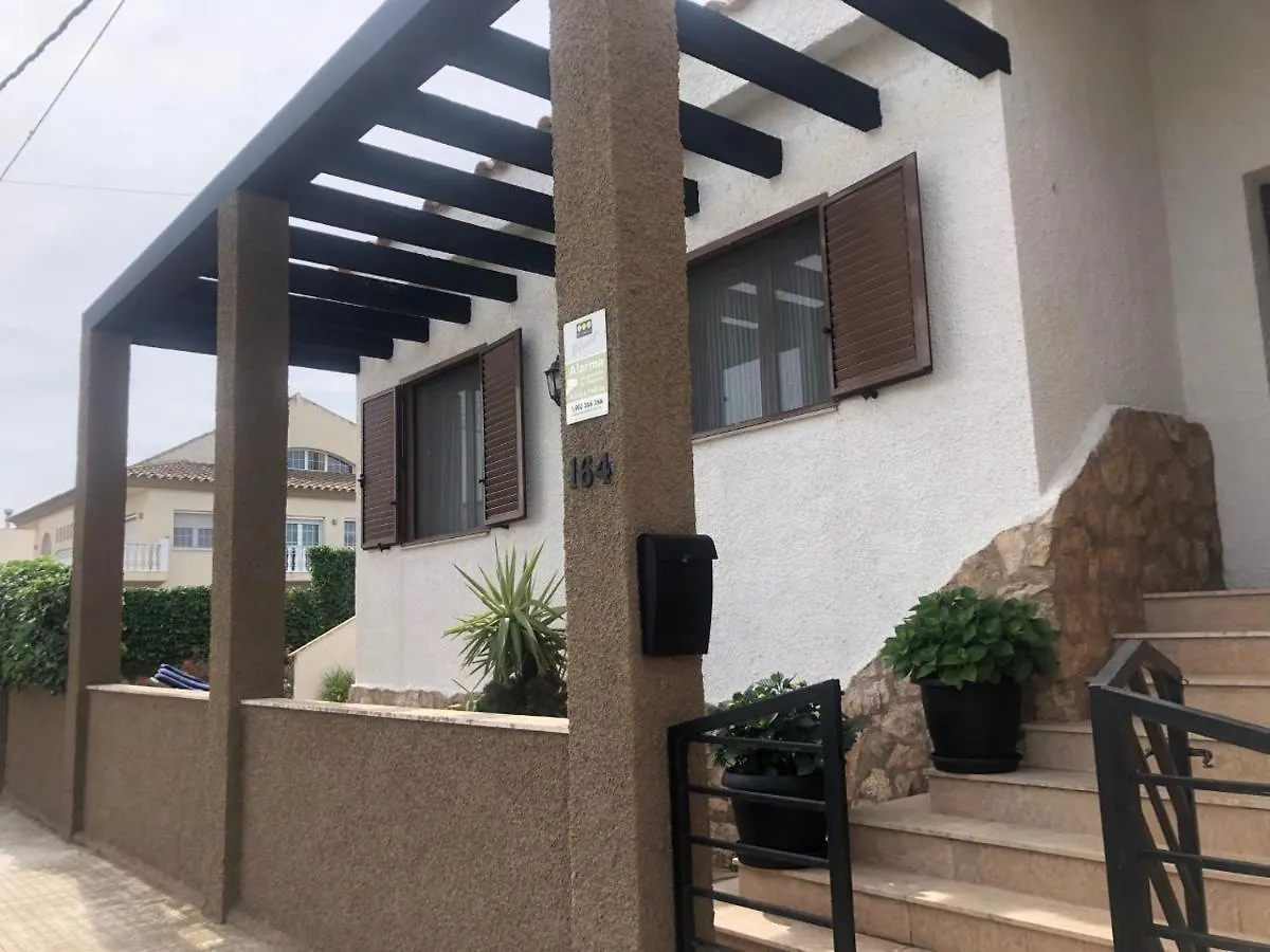Holiday home Mirariu Villa Els Muntells